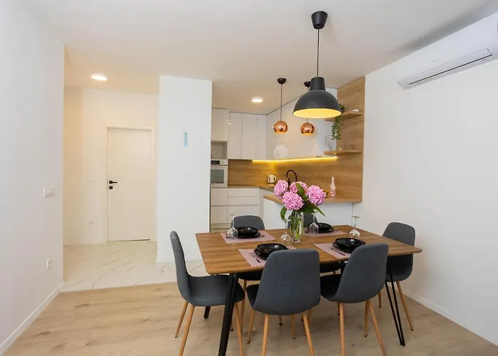 Miranda\'S Place